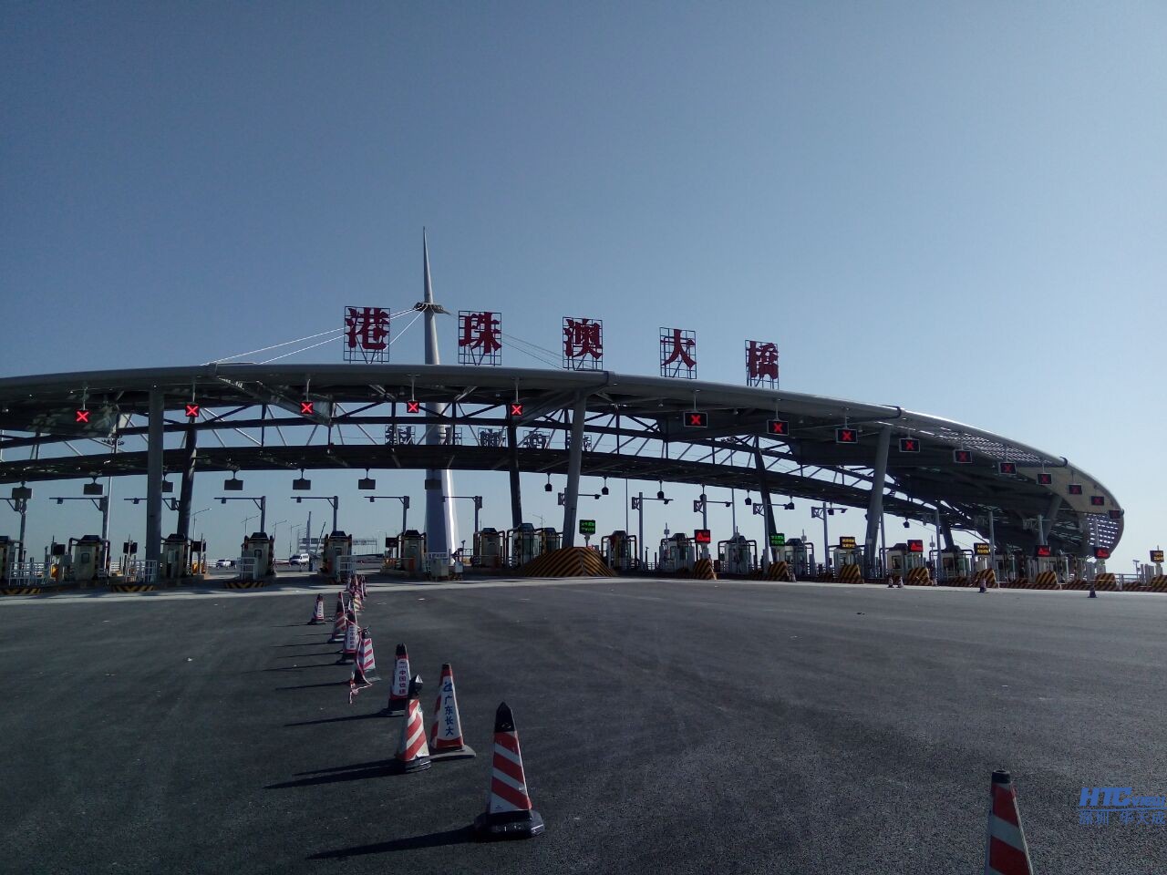 港珠澳大桥网络传输系统首选—中国·8827太阳集团光端机